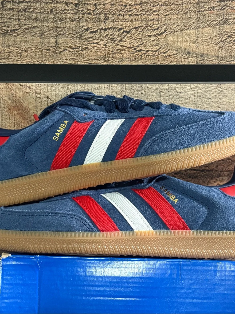adidas Samba - Navy, Red & White FIFA World Cup edition. 5.5 men’s, 6.5 women’s